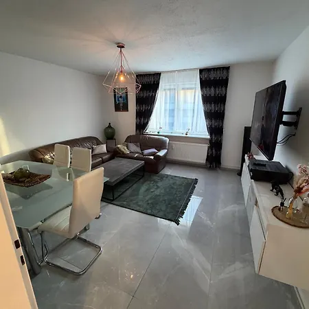 Oe Signature Living *