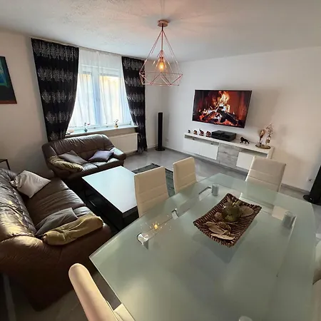 Oe Signature Living *