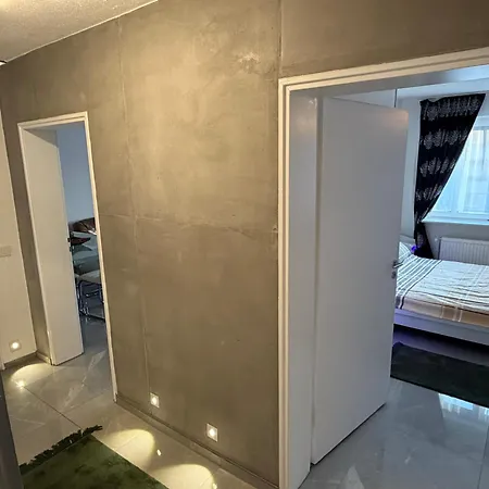 Oe Signature Living *